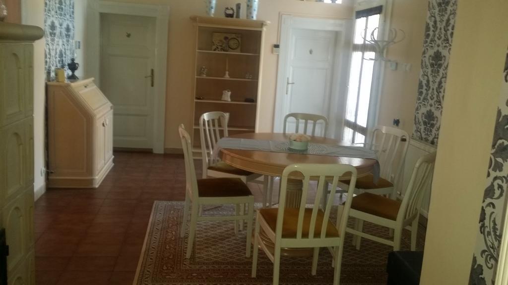Horvath Apartmanhaz Kaposvár Eksteriør bilde